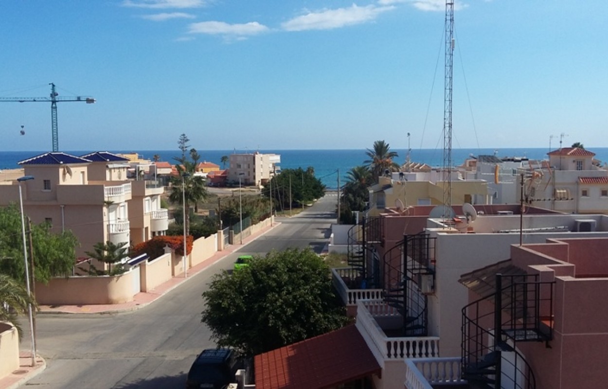 2 Appartements avec 1 ch  acote de la mer a Los Frutales Torrevieja
