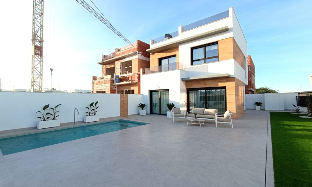 Construcción de 3 Nuevas Villas en Benijofar desde 339.000€