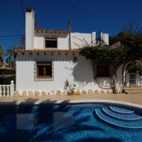 Villa avec piscine privée à Cabo Roig Orihuela Costa.